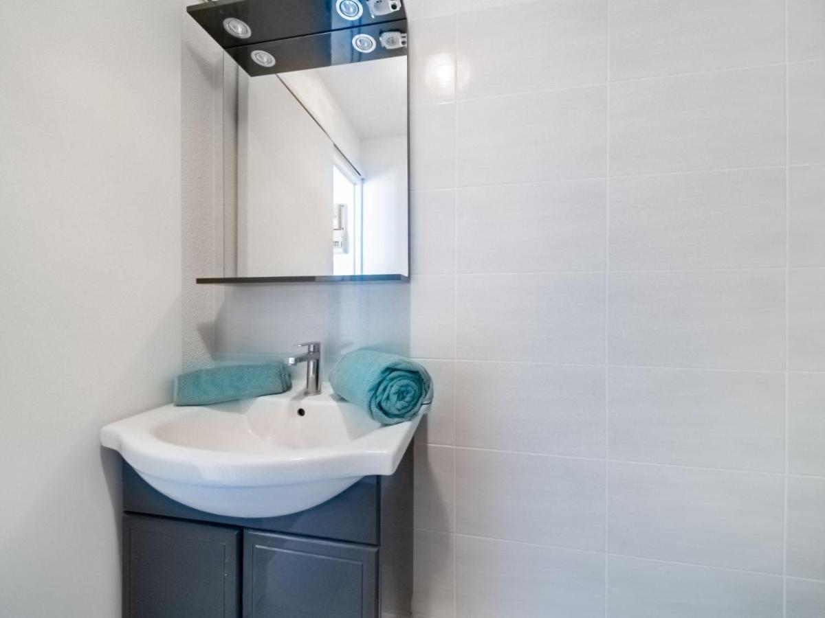 Apartment Terrasses De La Baronnie-5 By Interhome Le Grau-du-Roi Ngoại thất bức ảnh